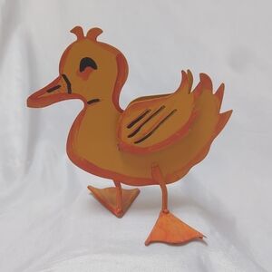 Metal Duck Duckling Hand Painted Primitive Folk Art Garden Statue Figurine 7"